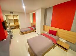 Tickle Hotel
