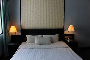 Hotel DeLeeton
