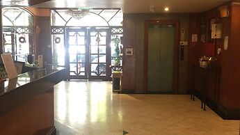 Hotel DeLeeton