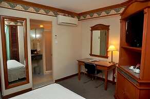 Hotel DeLeeton