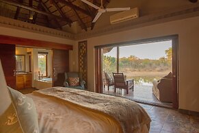Waterbuck Game Lodge