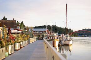 La Conner Channel Lodge