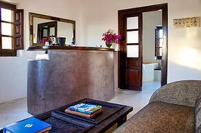 Santorini Heritage Villas & Mansions