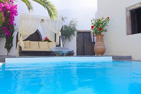 Santorini Heritage Villas & Mansions