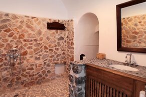Santorini Heritage Villas & Mansions