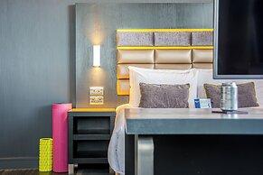 Roomzzz Chester City