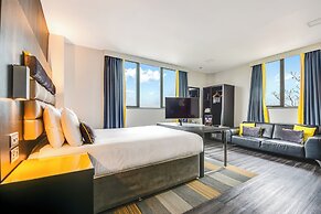 Roomzzz Chester City