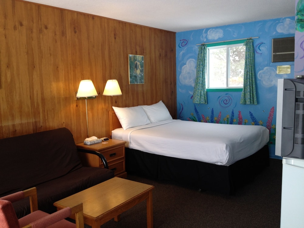 Algonquin Motel