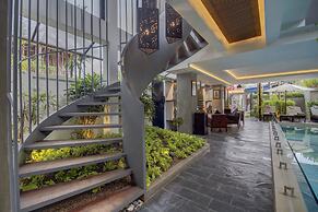 Solitaire Damnak Villa Hotel