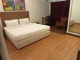 Marina Inn