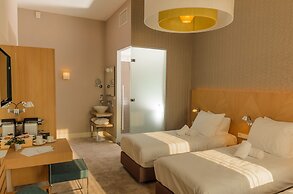 Amadi Panorama Hotel