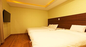 Hotel CJ