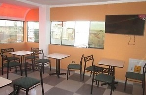 Ari's Hotel III