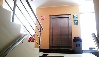 Ari's Hotel III