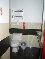Ari's Hotel III