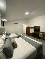 Hotel Solamar Inn