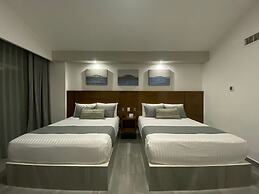 Hotel Solamar Inn
