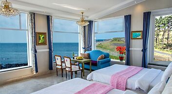Hotel White House