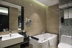 Best Western Plus Maple Leaf