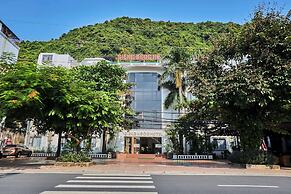 Gieng Ngoc Hotel