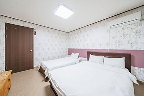 Manhattan Hotel