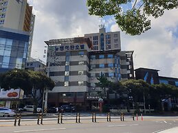 Manhattan Hotel