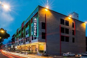 J Suites Hotel