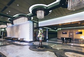 Ayla Bawadi Hotel & Mall