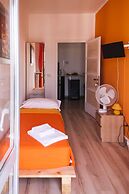 B&B by Max