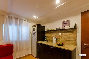 Avigail Guest House