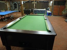 Avigail Guest House