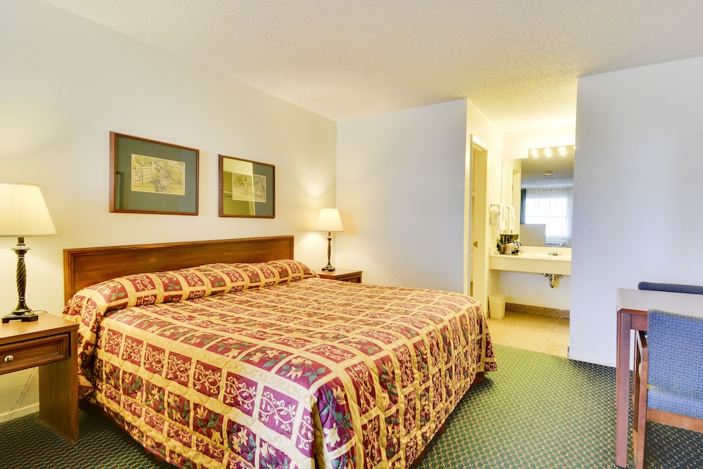 Windcrest Inn and Suites