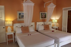 Sugarapple Inn