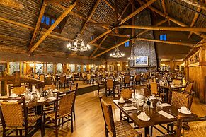 Old Faithful Inn - Inside the Park