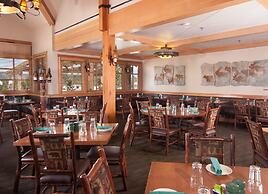 Old Faithful Snow Lodge & Cabins - Inside the Park