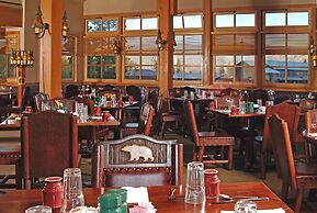 Old Faithful Snow Lodge & Cabins - Inside the Park