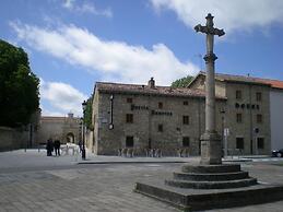 Hotel Puerta Romeros