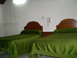Hotel Puerta Romeros