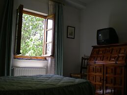 Hotel Puerta Romeros