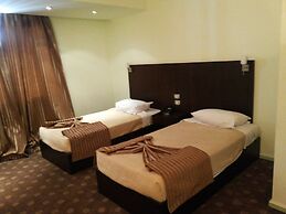 Aura Inn Hotel Cairo
