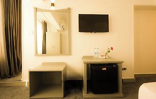 Aura Inn Hotel Cairo