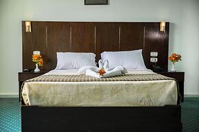 Aura Inn Hotel Cairo