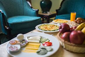 Aura Inn Hotel Cairo