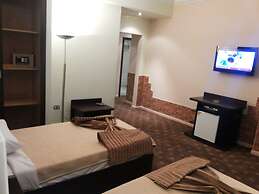 Aura Inn Hotel Cairo