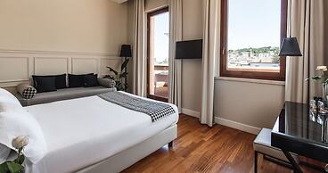 SeePort Hotel