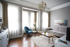 Miel Suites