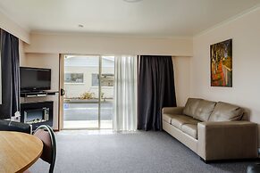 Esplanade Motels