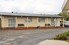 Esplanade Motels
