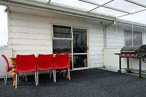 Esplanade Motels