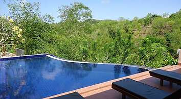 Terrace Ampels